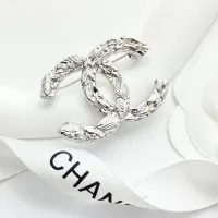 $32.00 USD Chanel Brooches For Women #1448903