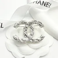 $32.00 USD Chanel Brooches For Women #1448903