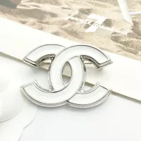 $36.00 USD Chanel Brooches For Women #1448938