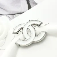 $36.00 USD Chanel Brooches For Women #1448938