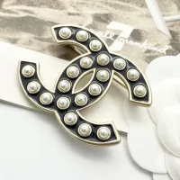$36.00 USD Chanel Brooches For Women #1448940