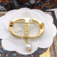 $27.00 USD Christian Dior Brooches For Women #1449784