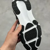 $85.00 USD Nike Zoom Running Shoes For Women #1451600