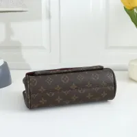 $36.00 USD Louis Vuitton AAA Quality Messenger Bags For Women #1454285