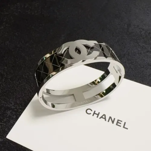 Chanel Bracelets #1459338
