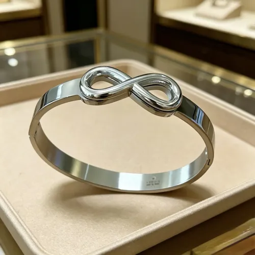 Gucci Bracelets #1460059