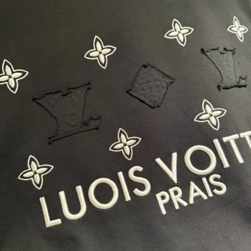 Replica Louis Vuitton LV T-Shirts Short Sleeved For Unisex #1461603 $48.00 USD for Wholesale