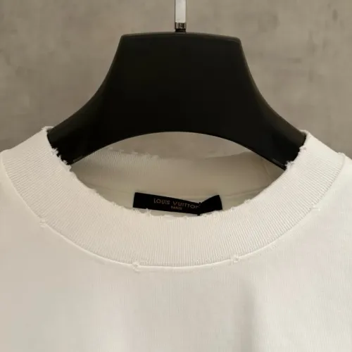 Replica Louis Vuitton LV T-Shirts Short Sleeved For Unisex #1461604 $48.00 USD for Wholesale