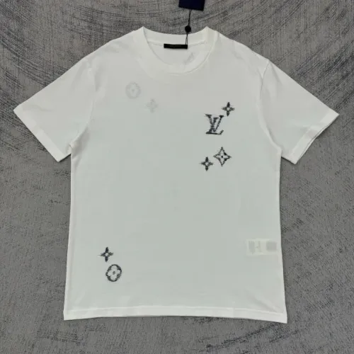 Replica Louis Vuitton LV T-Shirts Short Sleeved For Unisex #1461631 $48.00 USD for Wholesale