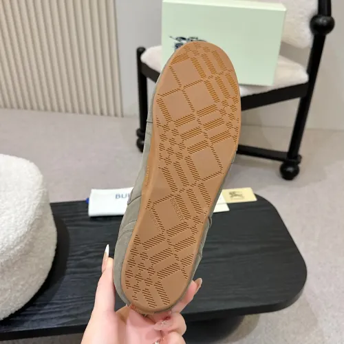 Replica Burberry Casual Shoes For Women #1462304 $105.00 USD for Wholesale