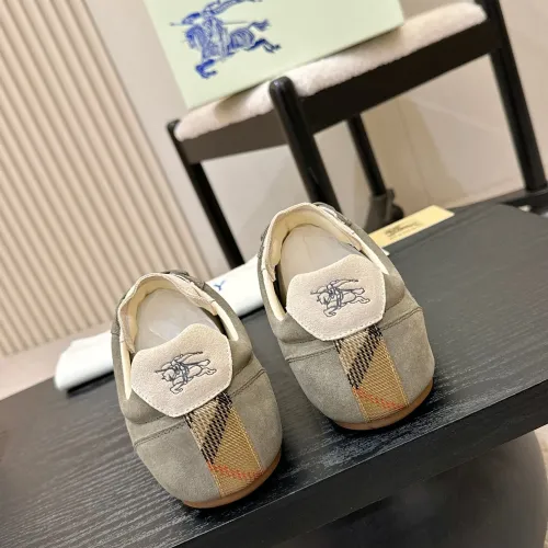 Replica Burberry Casual Shoes For Men #1462305 $105.00 USD for Wholesale