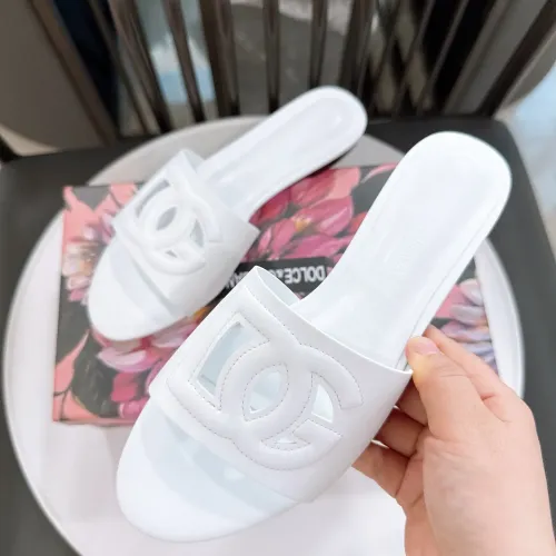 Replica Dolce & Gabbana D&G Slippers For Women #1462325 $64.00 USD for Wholesale