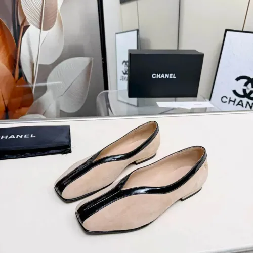 Chanel Flat Shoes For Women #1462417