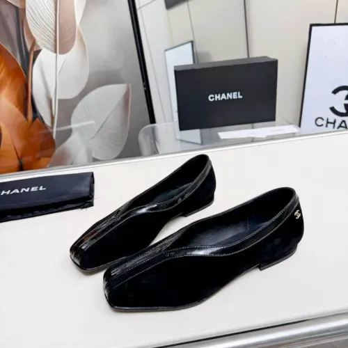 Chanel Flat Shoes For Women #1462418