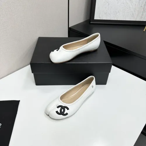 Chanel Flat Shoes For Women #1462530
