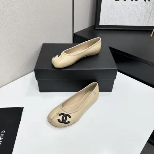 Chanel Flat Shoes For Women #1462531