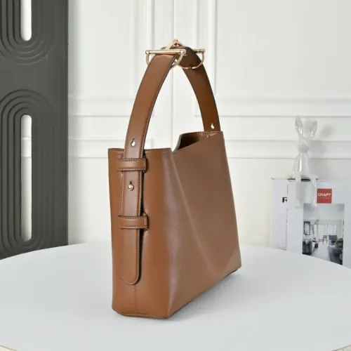 Replica Gucci AAA Quality Handbags For Women #1462718 $85.00 USD for Wholesale