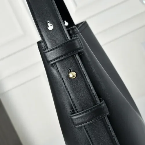Replica Gucci AAA Quality Handbags For Women #1462720 $85.00 USD for Wholesale