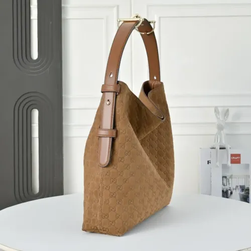 Replica Gucci AAA Quality Handbags For Women #1462722 $88.00 USD for Wholesale
