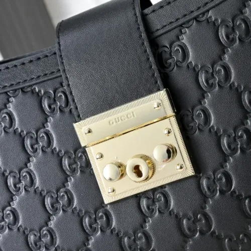 Replica Gucci AAA Quality Messenger Bags For Women #1462742 $76.00 USD for Wholesale