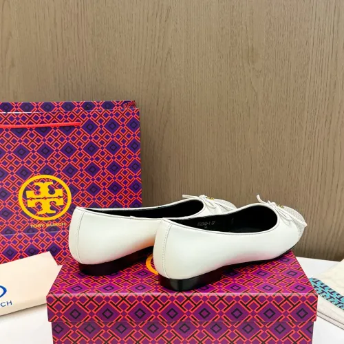Replica Tory Burch Flat Shoes For Women #1462796 $82.00 USD for Wholesale