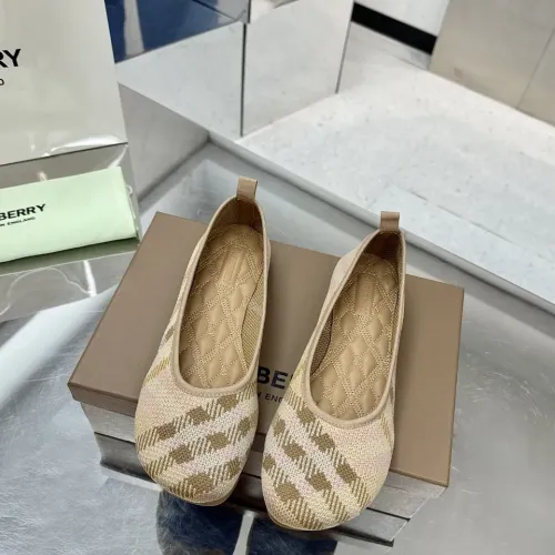 Replica Burberry Flat Shoes For Women #1462805 $76.00 USD for Wholesale