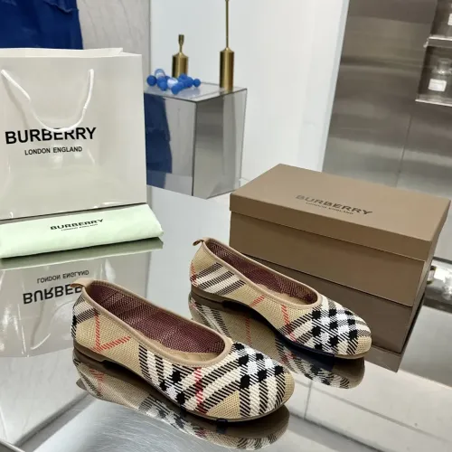 Replica Burberry Flat Shoes For Women #1462806 $76.00 USD for Wholesale