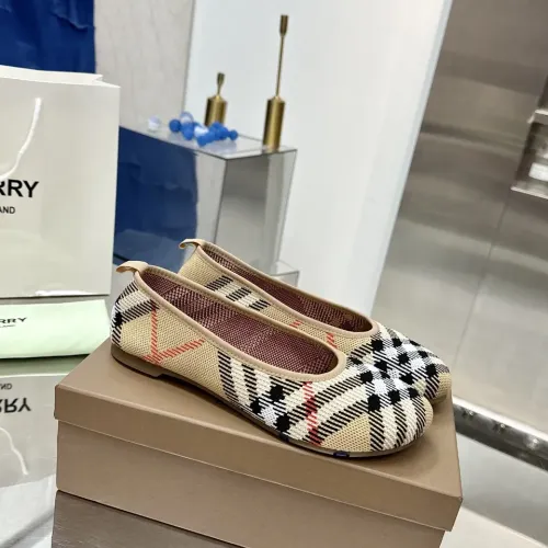 Replica Burberry Flat Shoes For Women #1462806 $76.00 USD for Wholesale