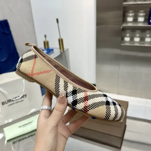 Replica Burberry Flat Shoes For Women #1462806 $76.00 USD for Wholesale