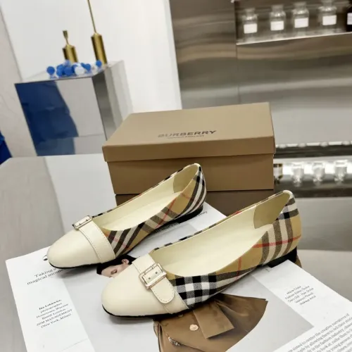 Replica Burberry Flat Shoes For Women #1462844 $85.00 USD for Wholesale