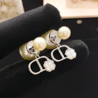 $27.00 USD Christian Dior Earrings For Women #1459562