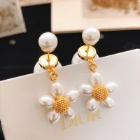 $29.00 USD Christian Dior Earrings For Women #1459574
