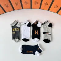 $27.00 USD Hermes Socks #1461003