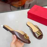 $72.00 USD Valentino Slippers For Women #1461878