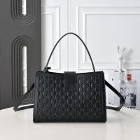 $80.00 USD Gucci AAA Quality Messenger Bags For Women #1462744