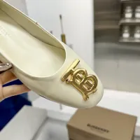 $85.00 USD Burberry Flat Shoes For Women #1462849