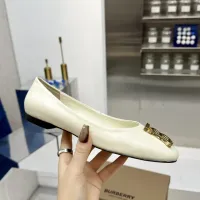 $85.00 USD Burberry Flat Shoes For Women #1462849