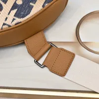 $92.00 USD Christian Dior AAA Quality Messenger Bags For Unisex #1462919