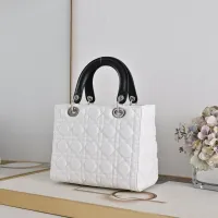 $96.00 USD Christian Dior AAA Quality Handbags For Women #1463031