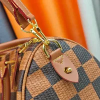 $80.00 USD Louis Vuitton AAA Quality Handbags For Women #1463157