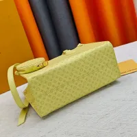 $80.00 USD Louis Vuitton AAA Quality Handbags For Women #1463274