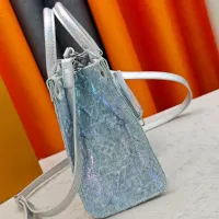 $76.00 USD Louis Vuitton AAA Quality Handbags For Women #1463298